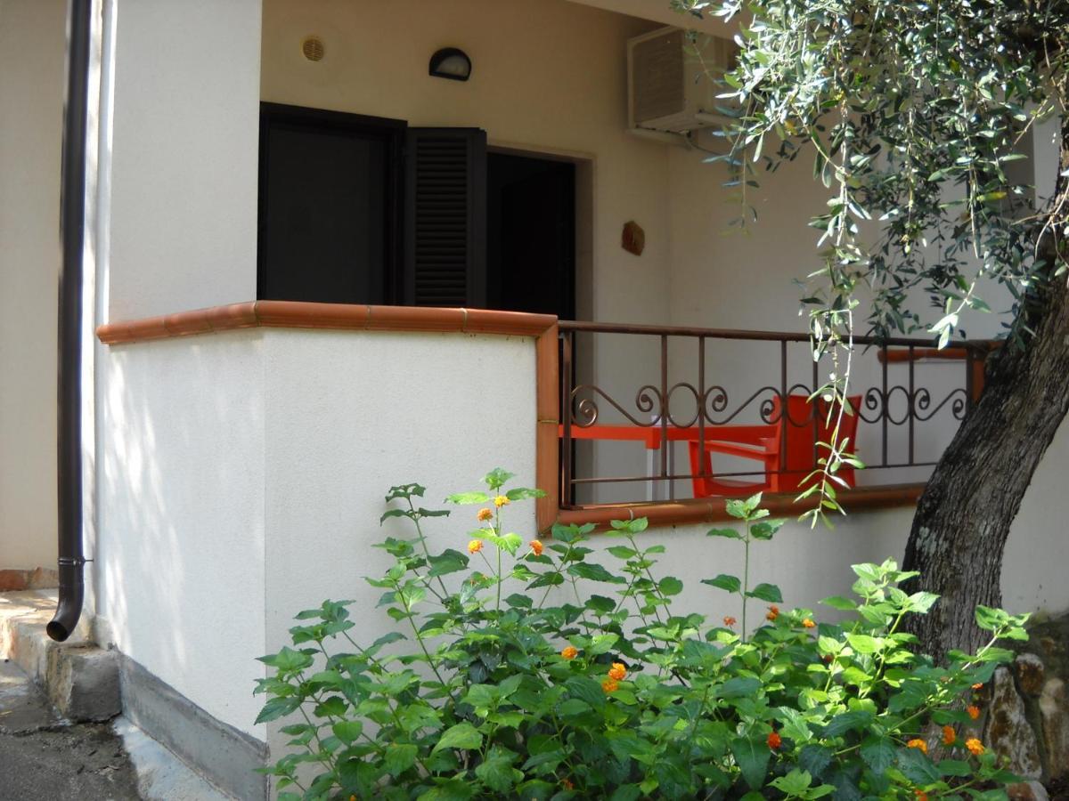 Zagare Residence Rodi Garganico Exterior photo